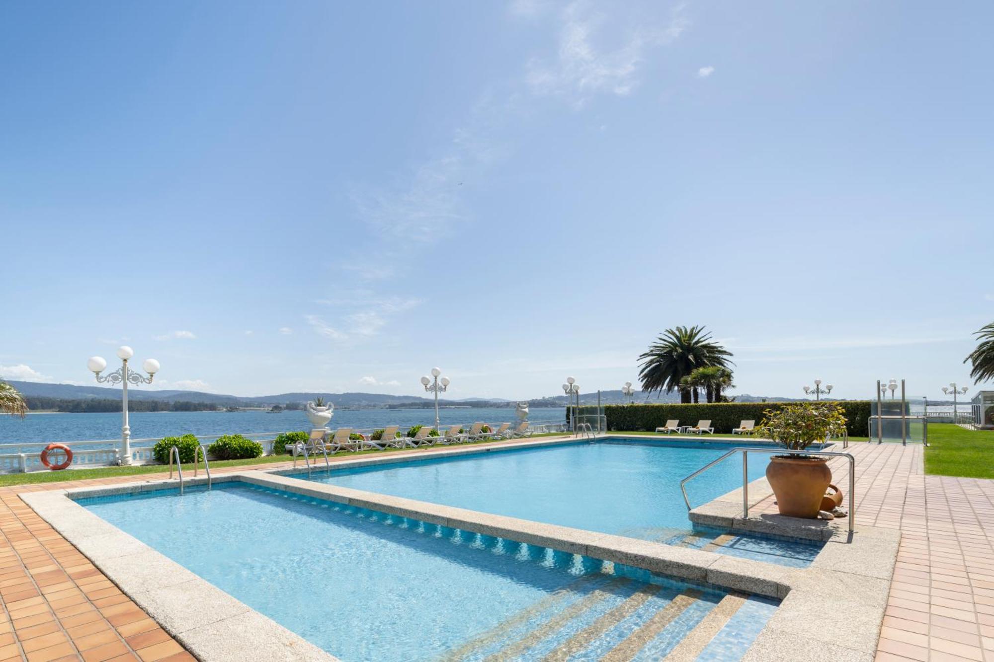 Eurostars Louxo Talaso O Grove Ngoại thất bức ảnh